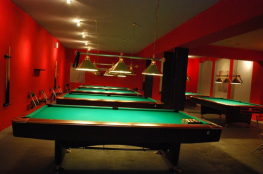 Gdynia Atrakcja Bilard Klub bilardowy "8bila"